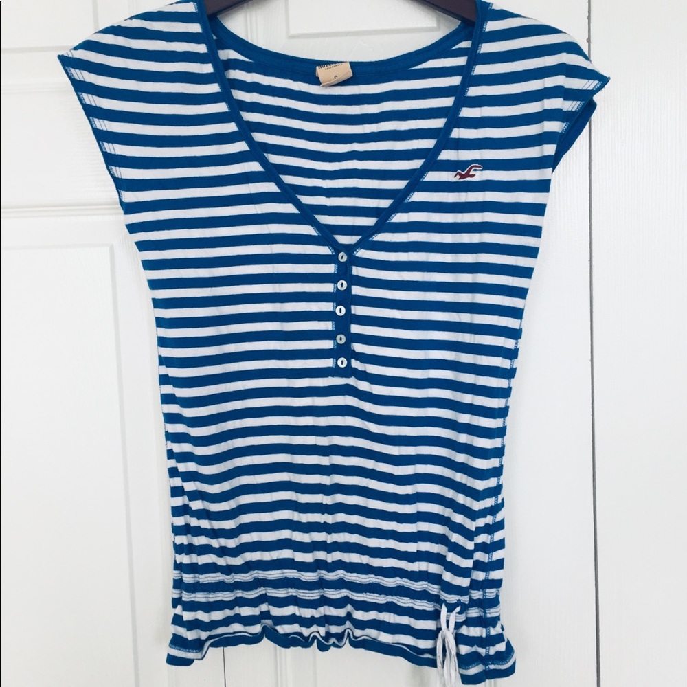 *3 for $12 sale* Hollister top with cinched waist
